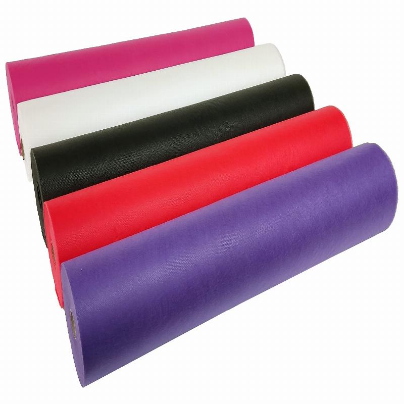 Простирадло одноразове медичне (неткане) нестерильне в рулоні торгової марки «СНЕЖКА» без перфорації (розмір 0,6х100 м, щ. 25 г/м2) спанбонд